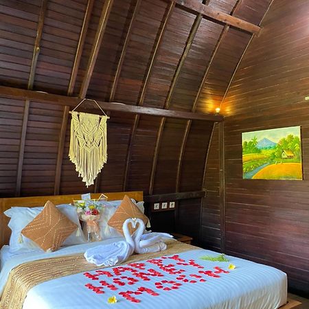 Bangli Enjung Segara Bed & Breakfast エクステリア 写真