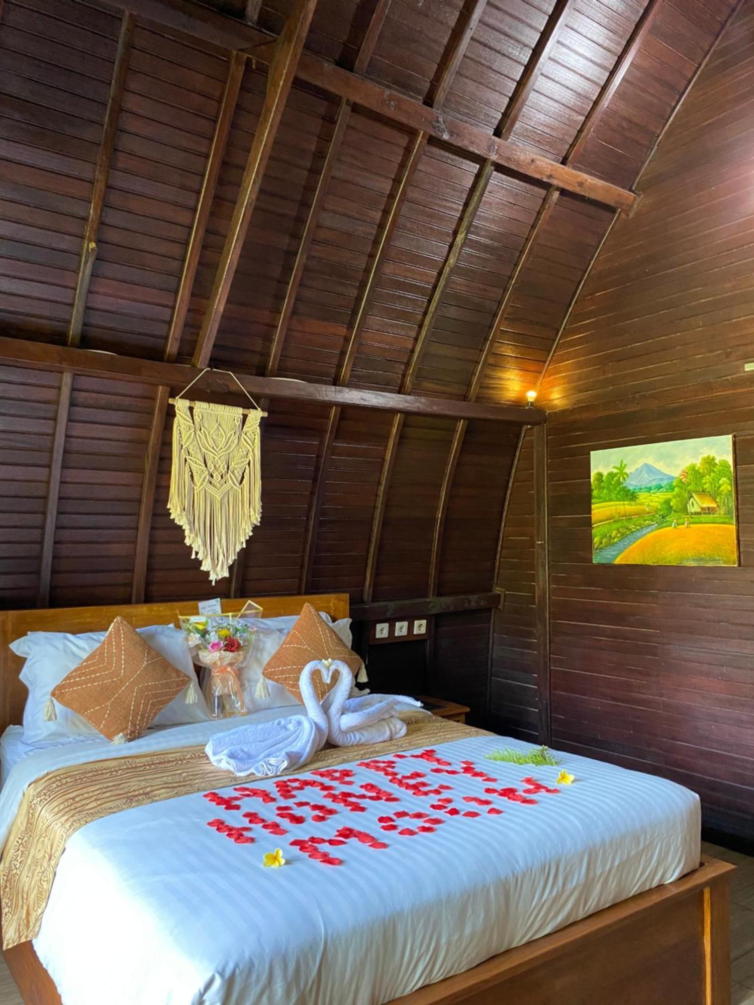 Bangli Enjung Segara Bed & Breakfast エクステリア 写真